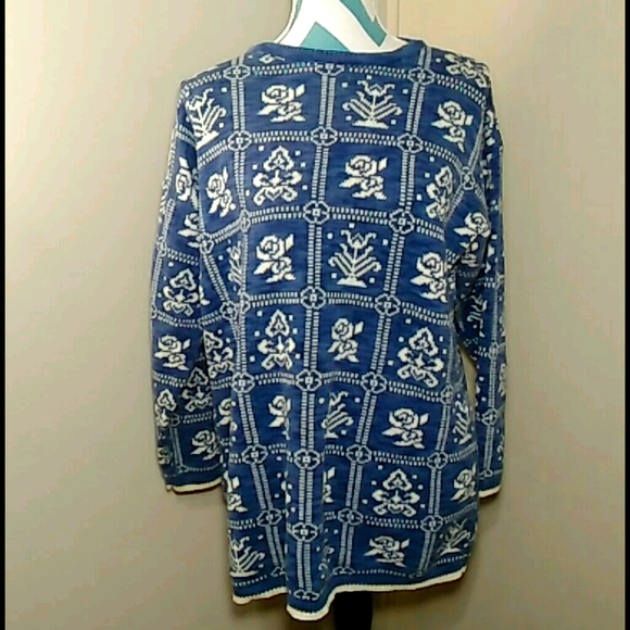 Vintage Yarn Works Cottage Country Floral Sweater - Picture 2 of 6